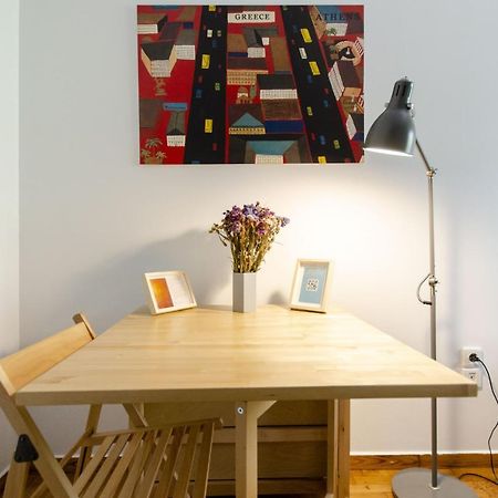 Colourful Apartment Under The Acropolis Athens Exterior photo